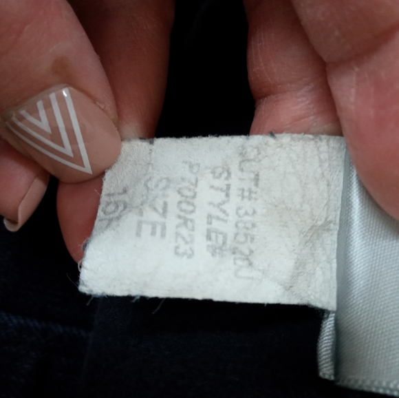 NYDJ Dark Wash Embellished Pockets Bootcut Jeans - Picture 10 of 12